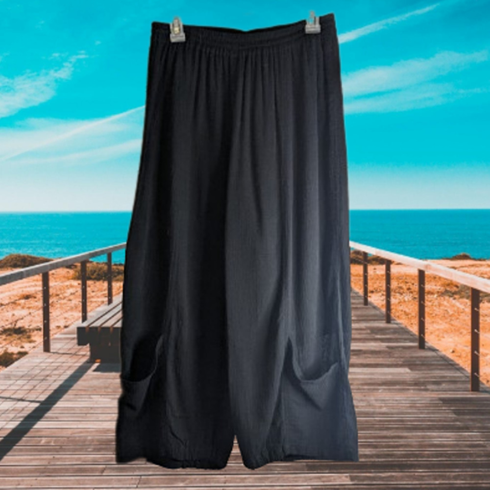 LA Blend medium palazzo capri black 100% cotton. fall/winter wide leg capri